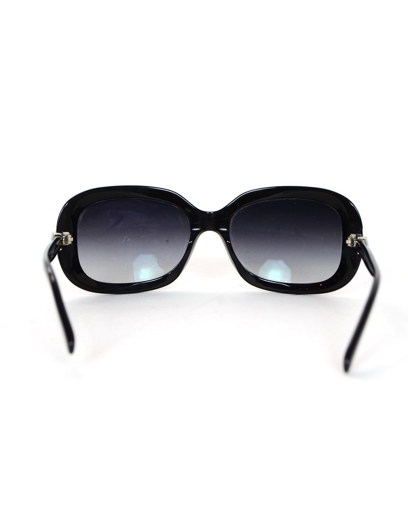 Chanel Black Sunglasses W/ White CC Bows On Arms In Good Condition In New York, NY