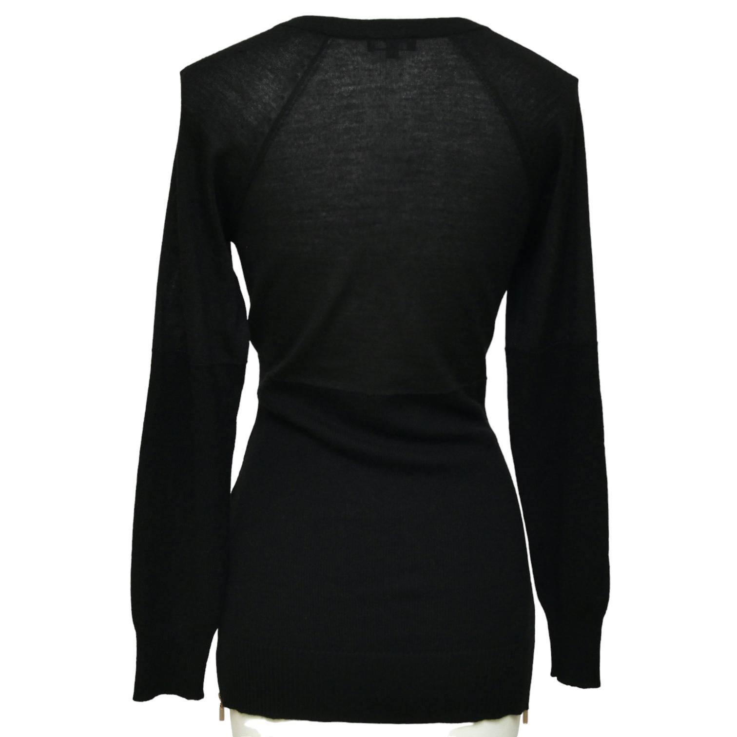 CHANEL Black Sweater Knit Top Long Sleeve Gold Tone Belt Tie Zipper HW Sz 34 Pour femmes en vente
