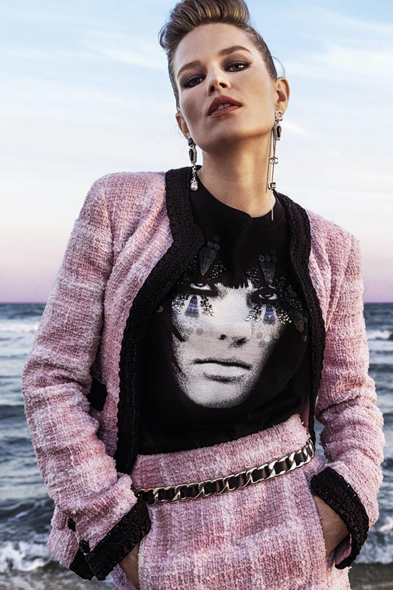 Chanel Black T-Shirt - Chanel Cruise 2021-22 at 1stDibs 