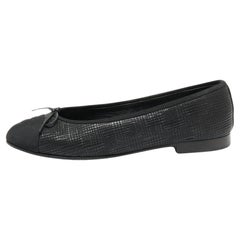 Chanel Black Textured Leather and Fabric CC Cap-Toe Bow Ballet Flats Size 40