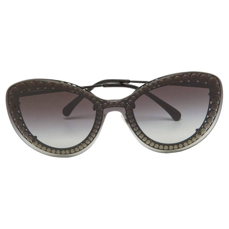 Chanel Black Tone/Grey Gradient 4236 Pearl Butterfly  display picture 1