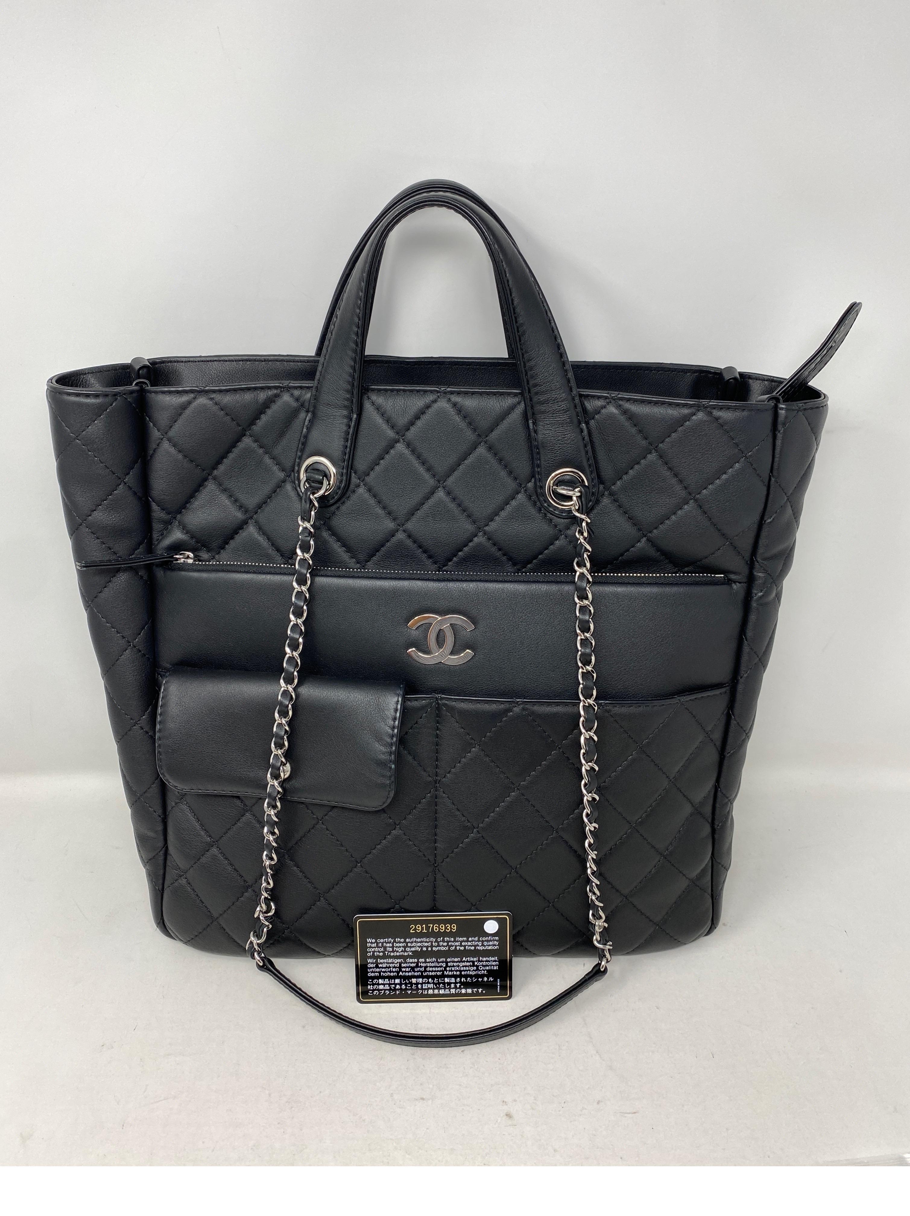 Chanel Schwarze Tragetasche 7
