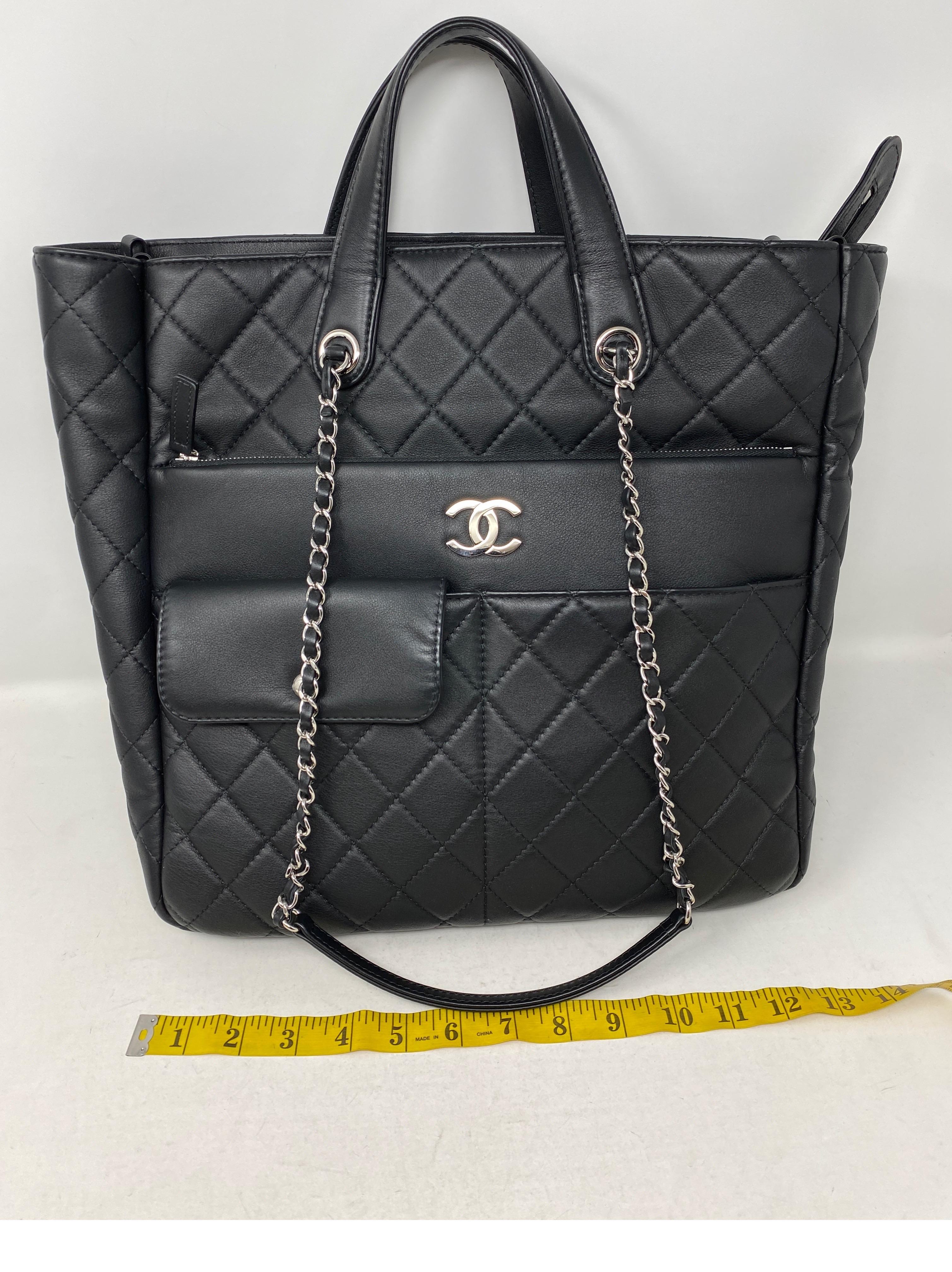 Chanel Schwarze Tragetasche 11