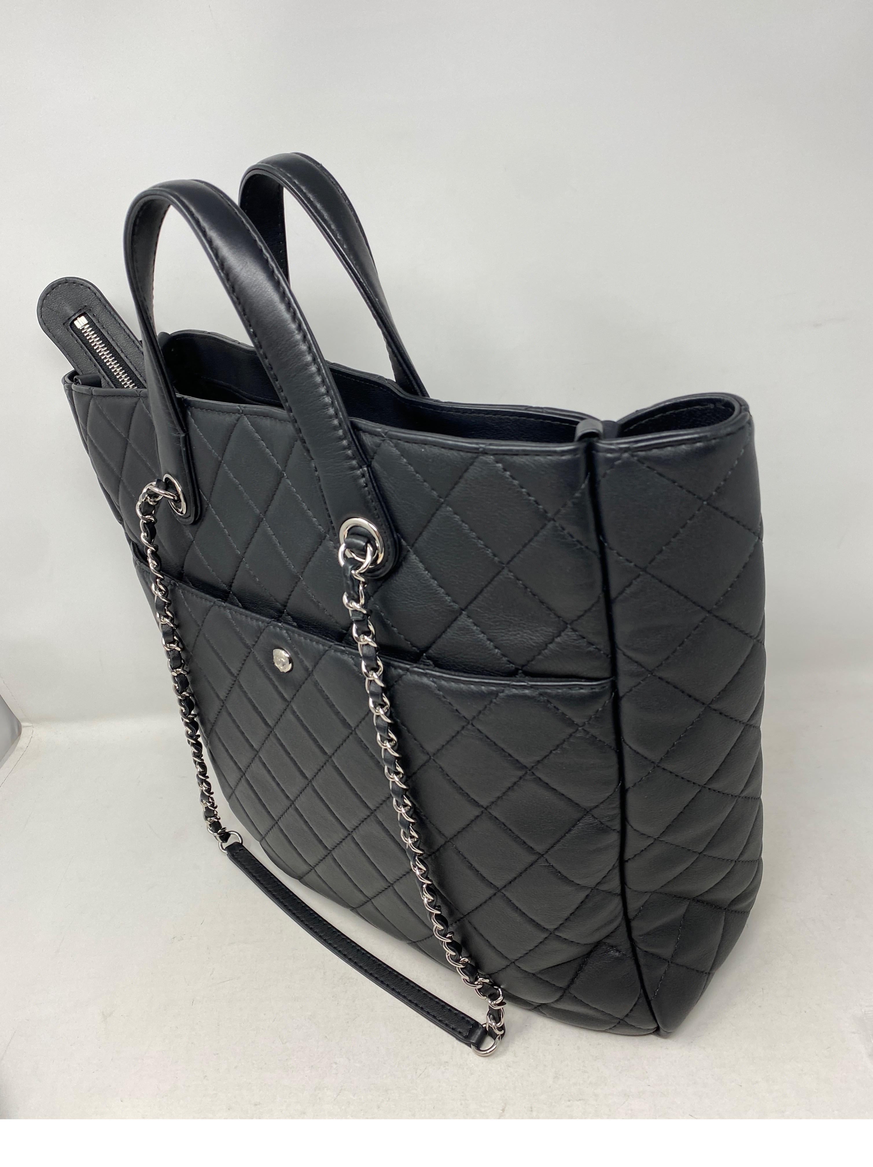 Chanel Schwarze Tragetasche 5