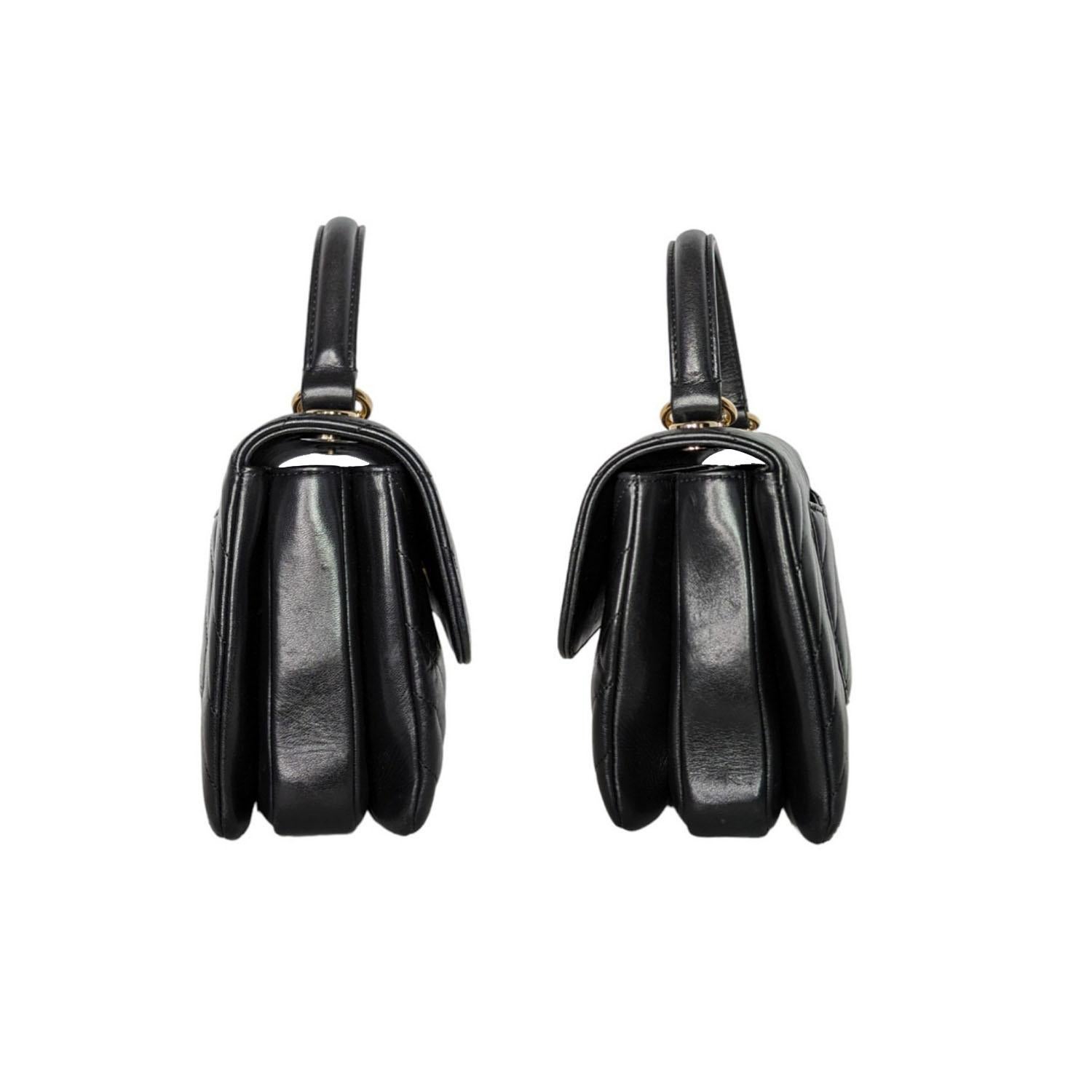 Noir Chanel Black Trendy CC Chevron Top Handle Flap Bag