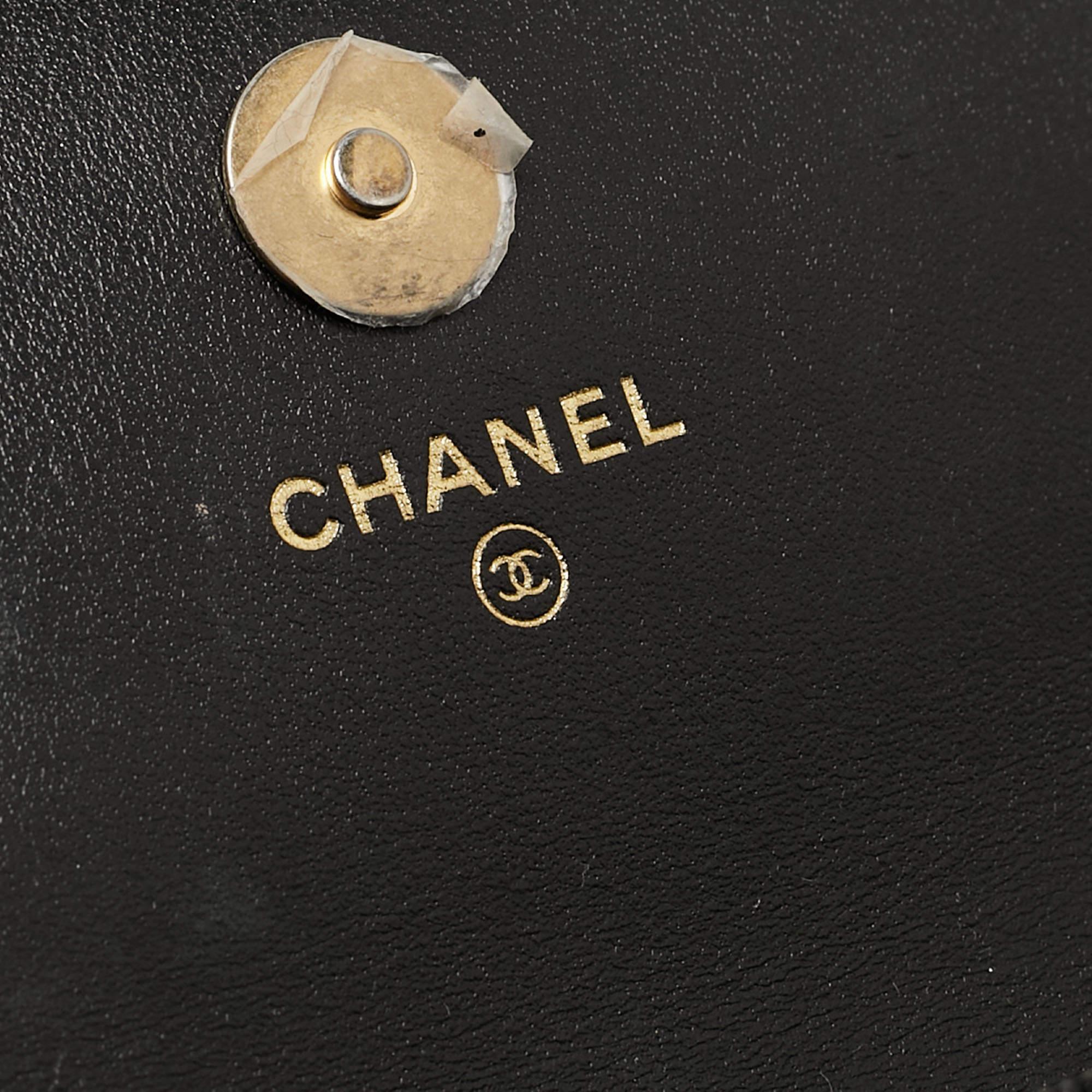 Chanel Black Tweed 19 WOC Bag For Sale 5
