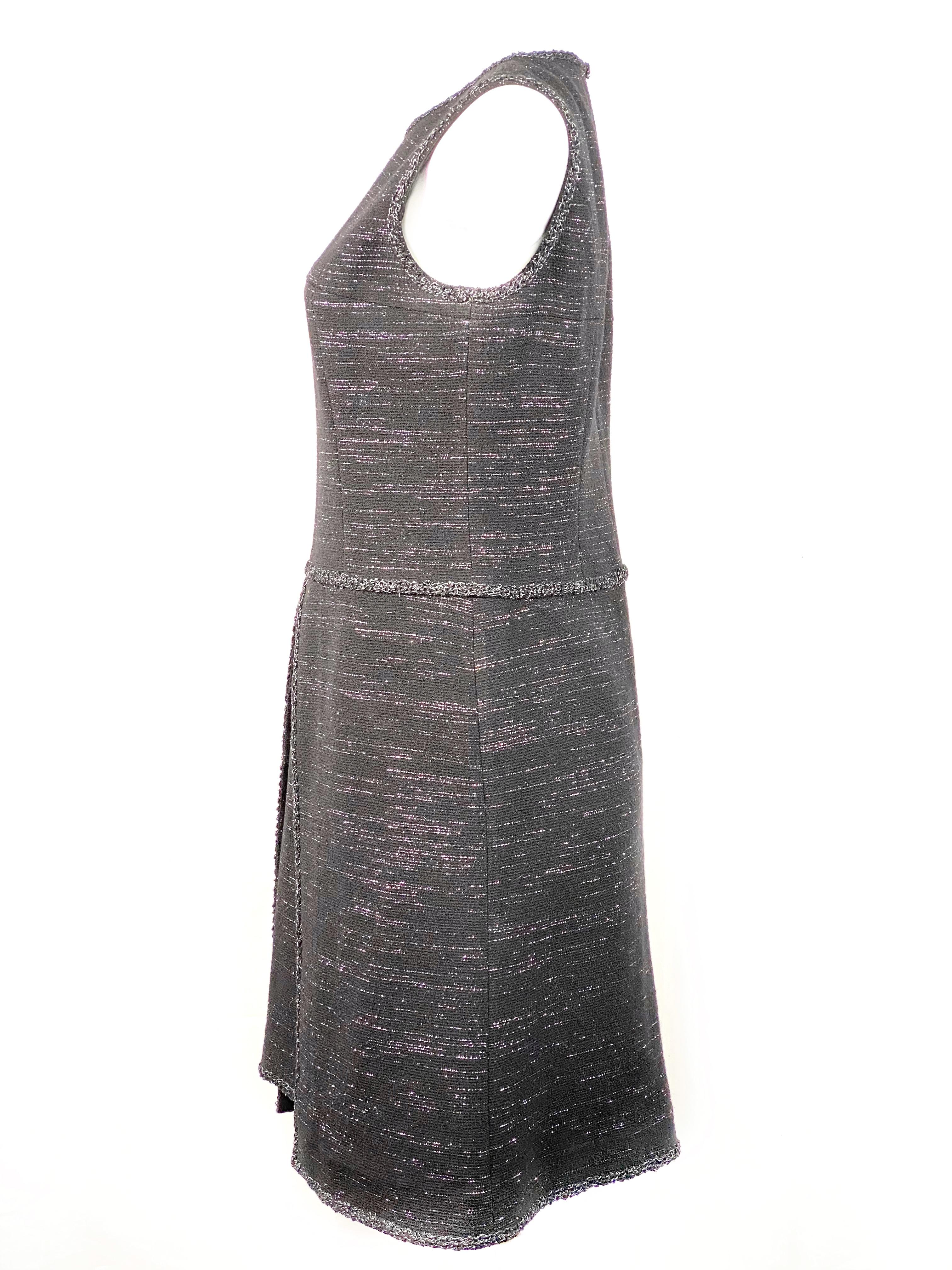 Women's Chanel Black Tweed and Metallic Sleeveless Midi Dress Size 40 For Sale