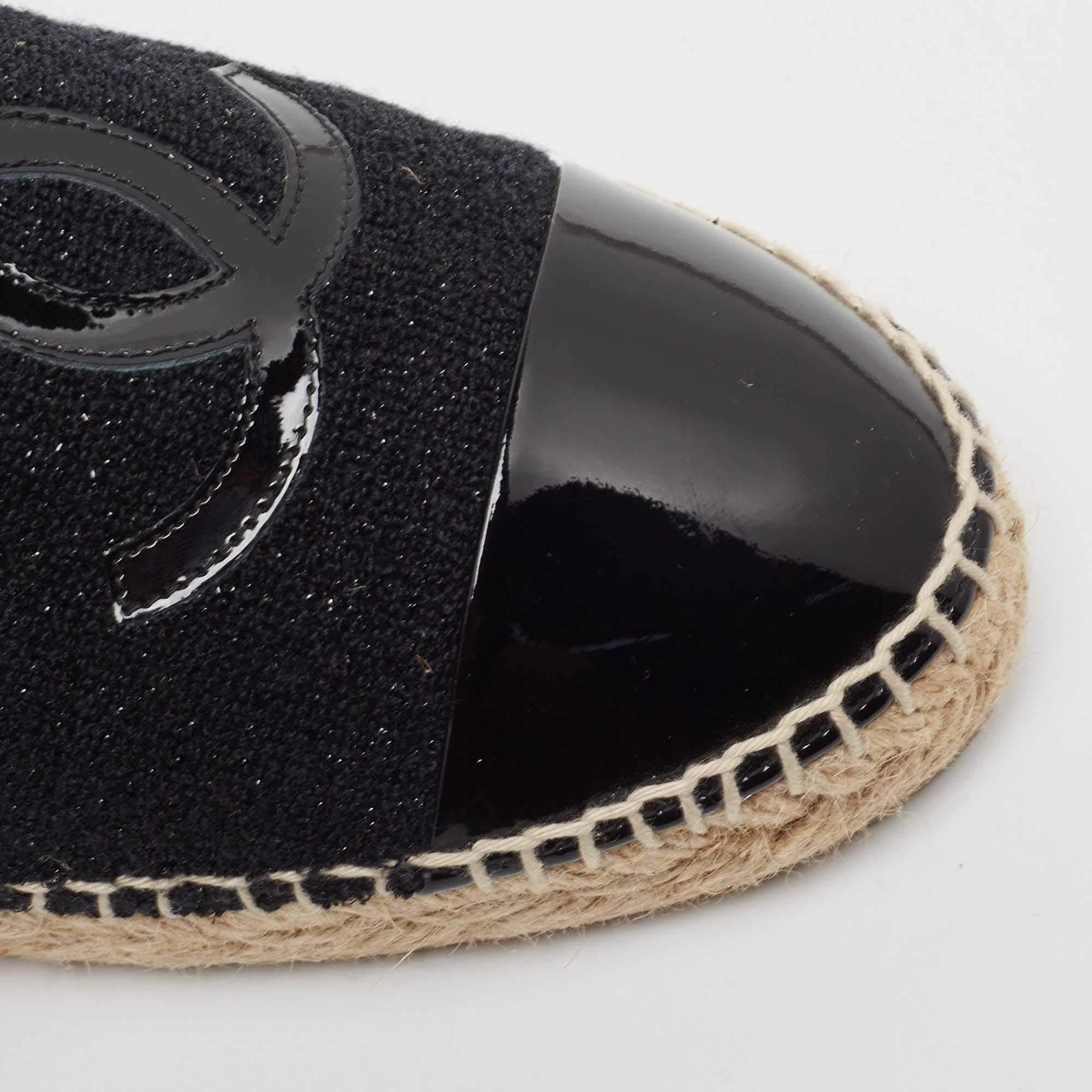 Chanel Black Tweed and Patent CC Espadrille Flats Size 39 3