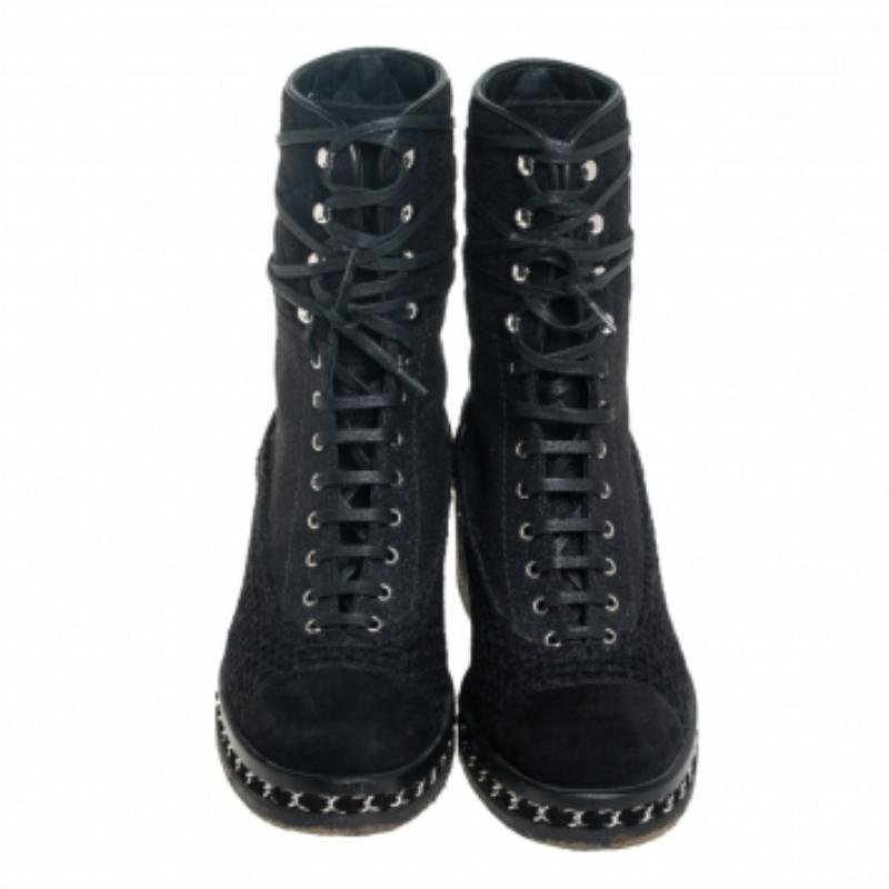 Women's Chanel Black Tweed And Suede  Combat Boots Size 39 For Sale