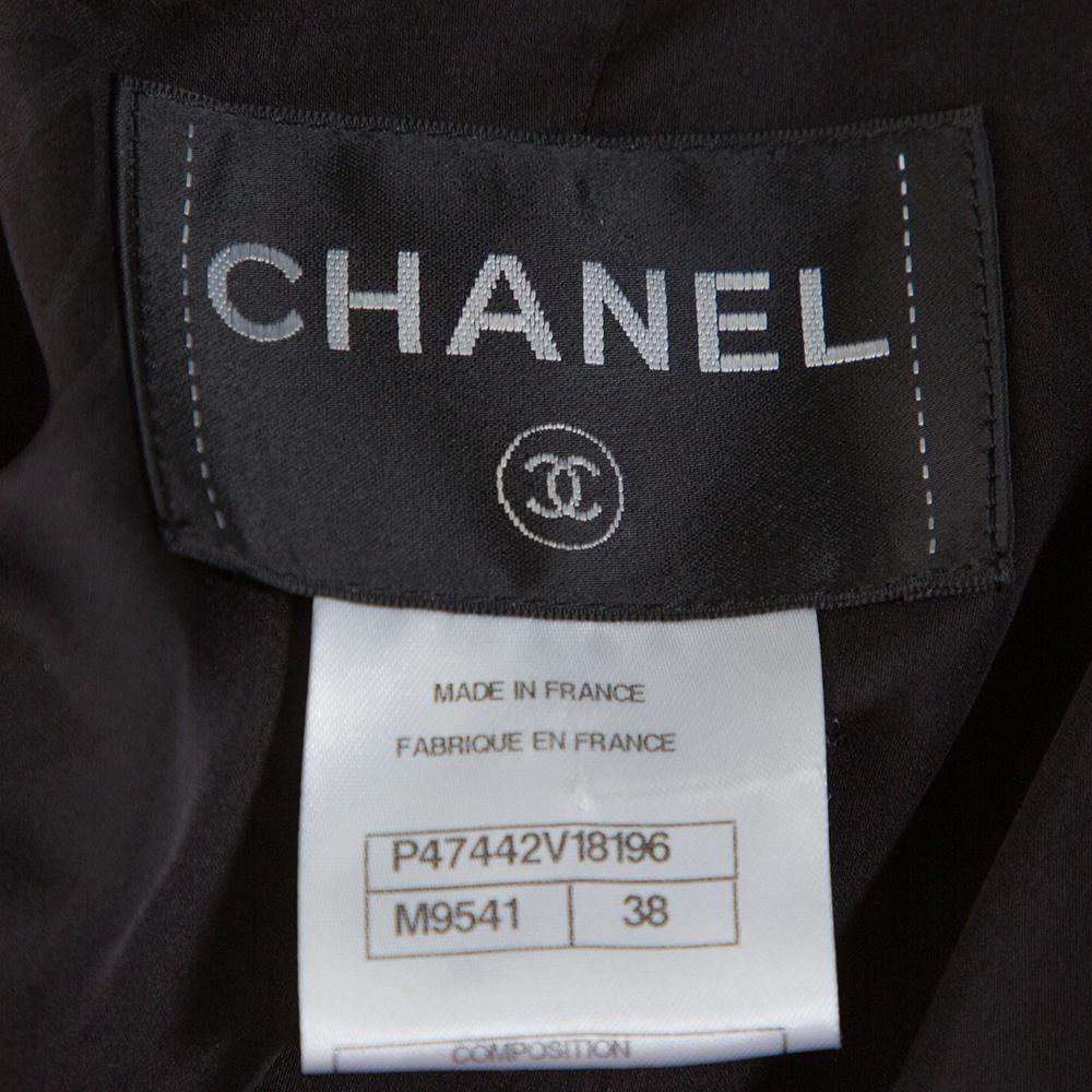 Chanel Black Tweed Boucle Jacket M In Good Condition In Dubai, Al Qouz 2