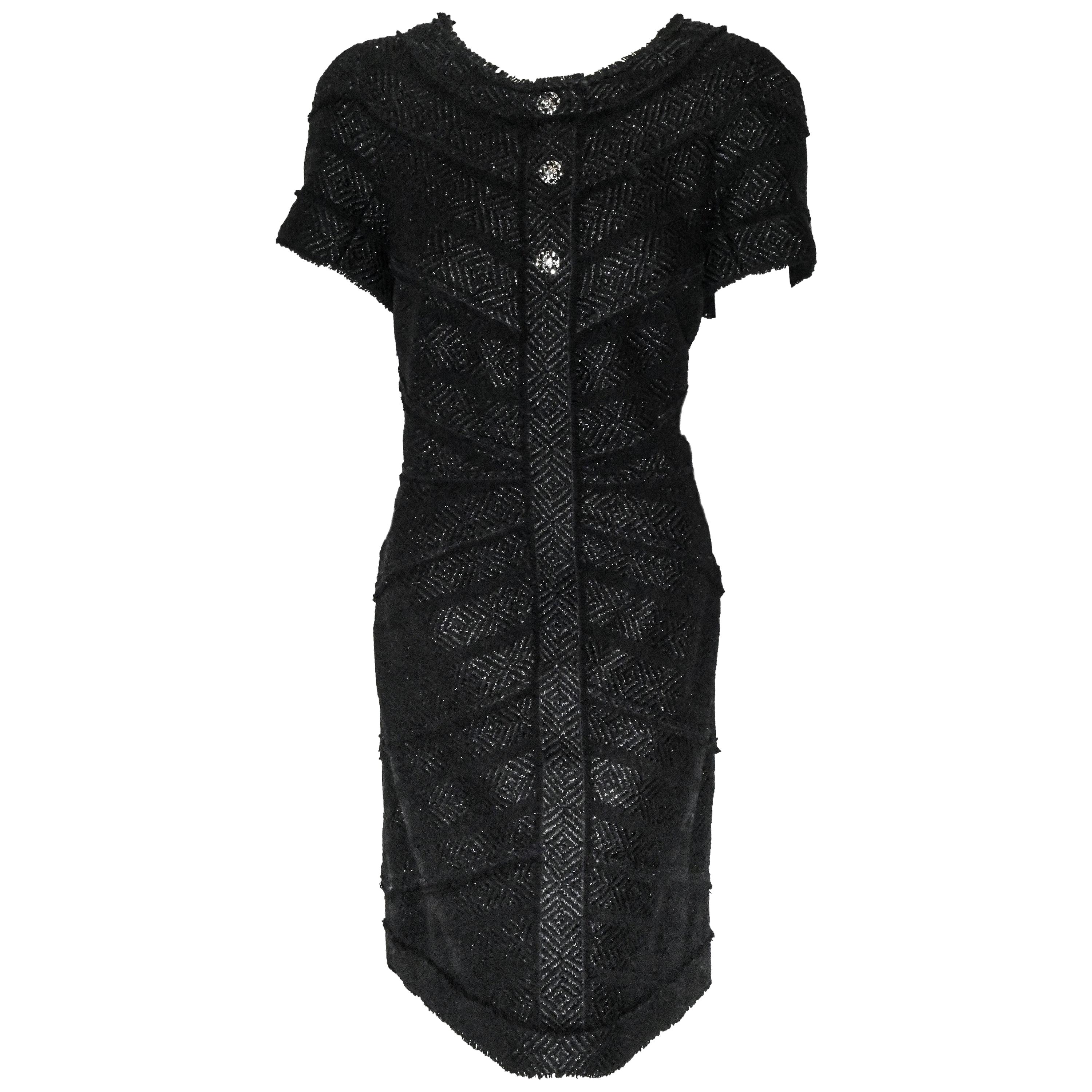 Chanel Black Tweed Chevron Design Frayed Edges Short Sleeve Dress For Sale