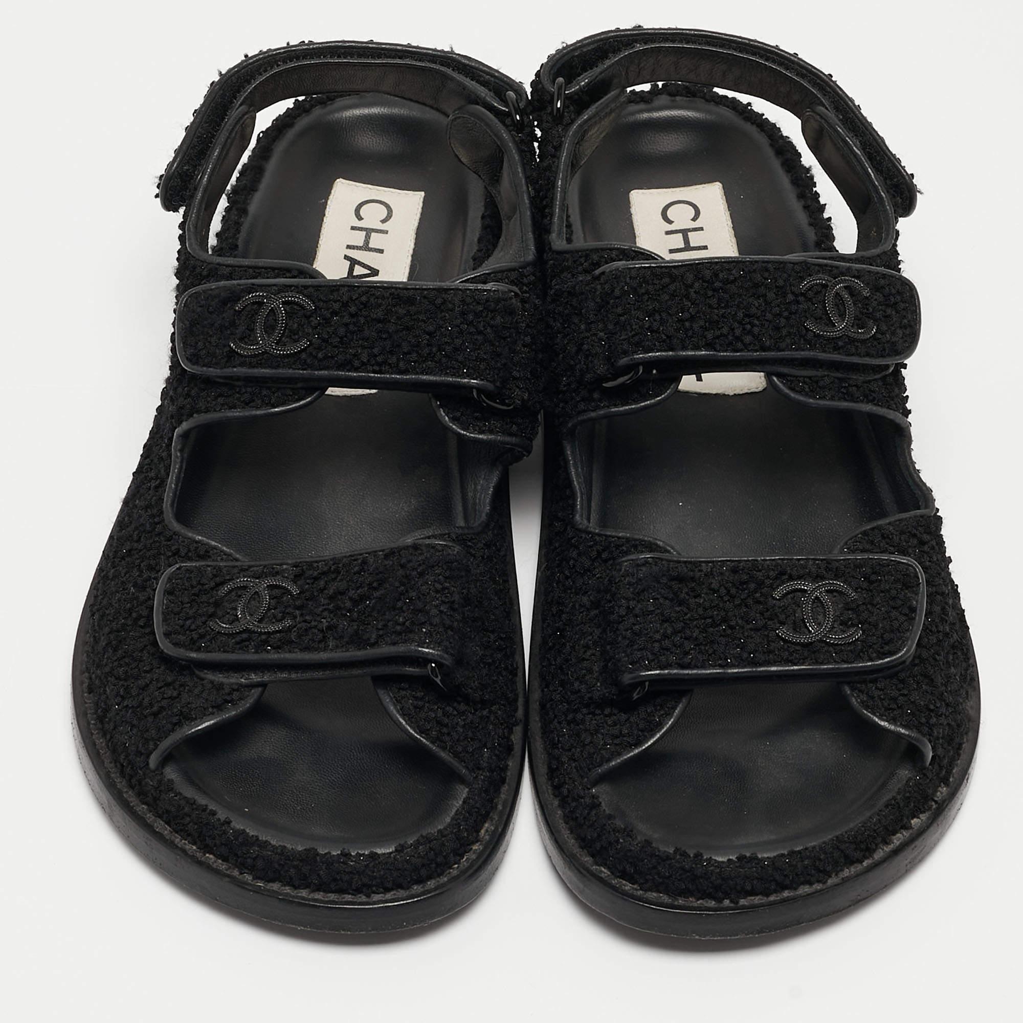 Complement your well-put-together outfit with these authentic Chanel dad sandals. Timeless and classy, they have an amazing construction for enduring quality and comfortable fit.

