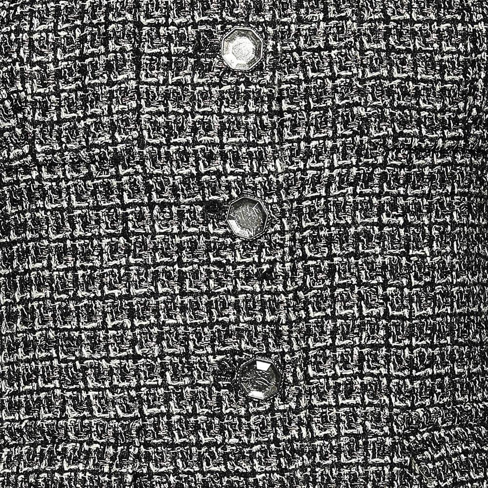 Women's Chanel Black Tweed Gripoix Jewel Buttons Long Sleeve Jacket M