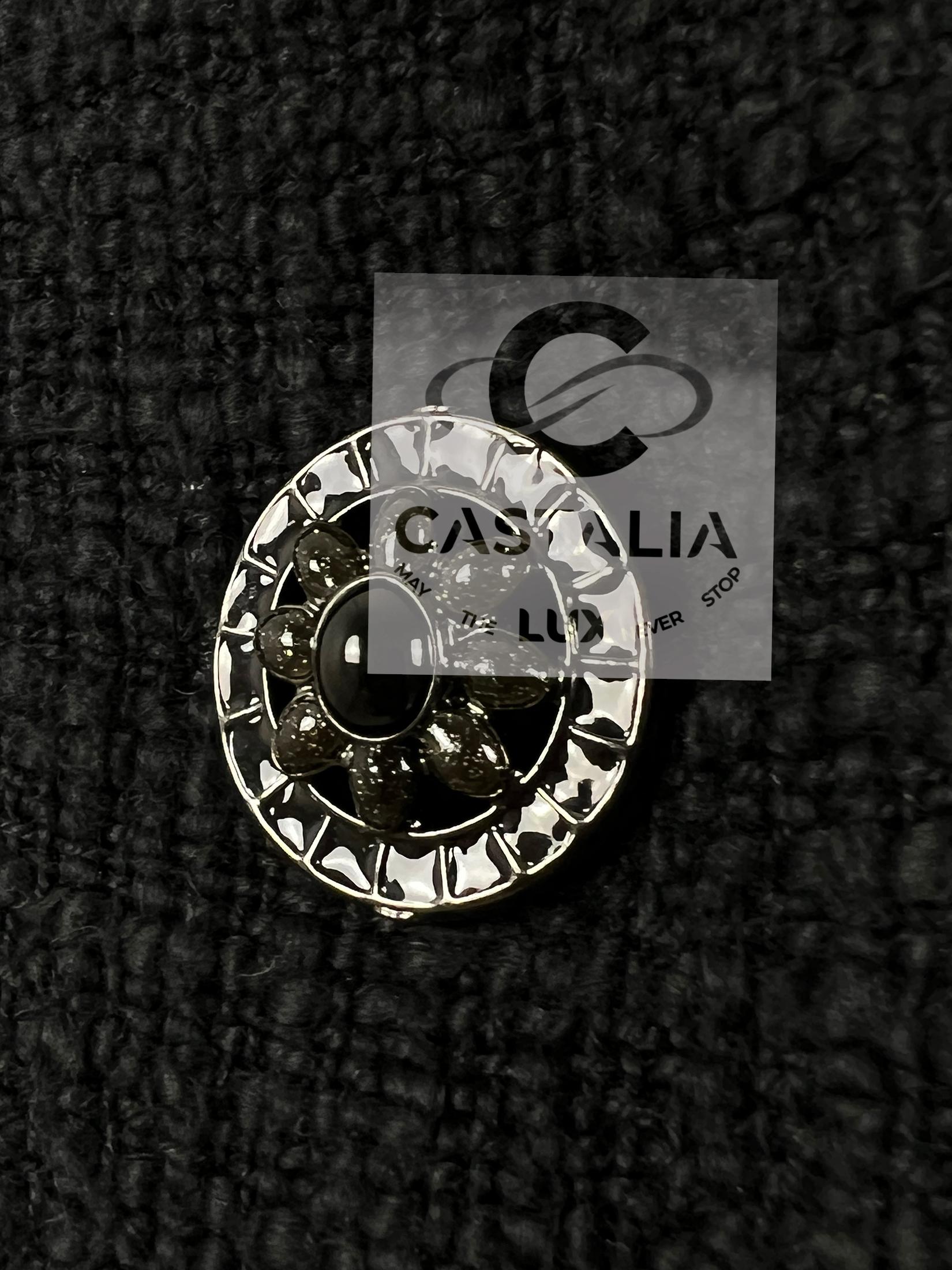 Chanel Black Tweed Jacket  Paris / BOMBAY Collection 42 FR For Sale 10