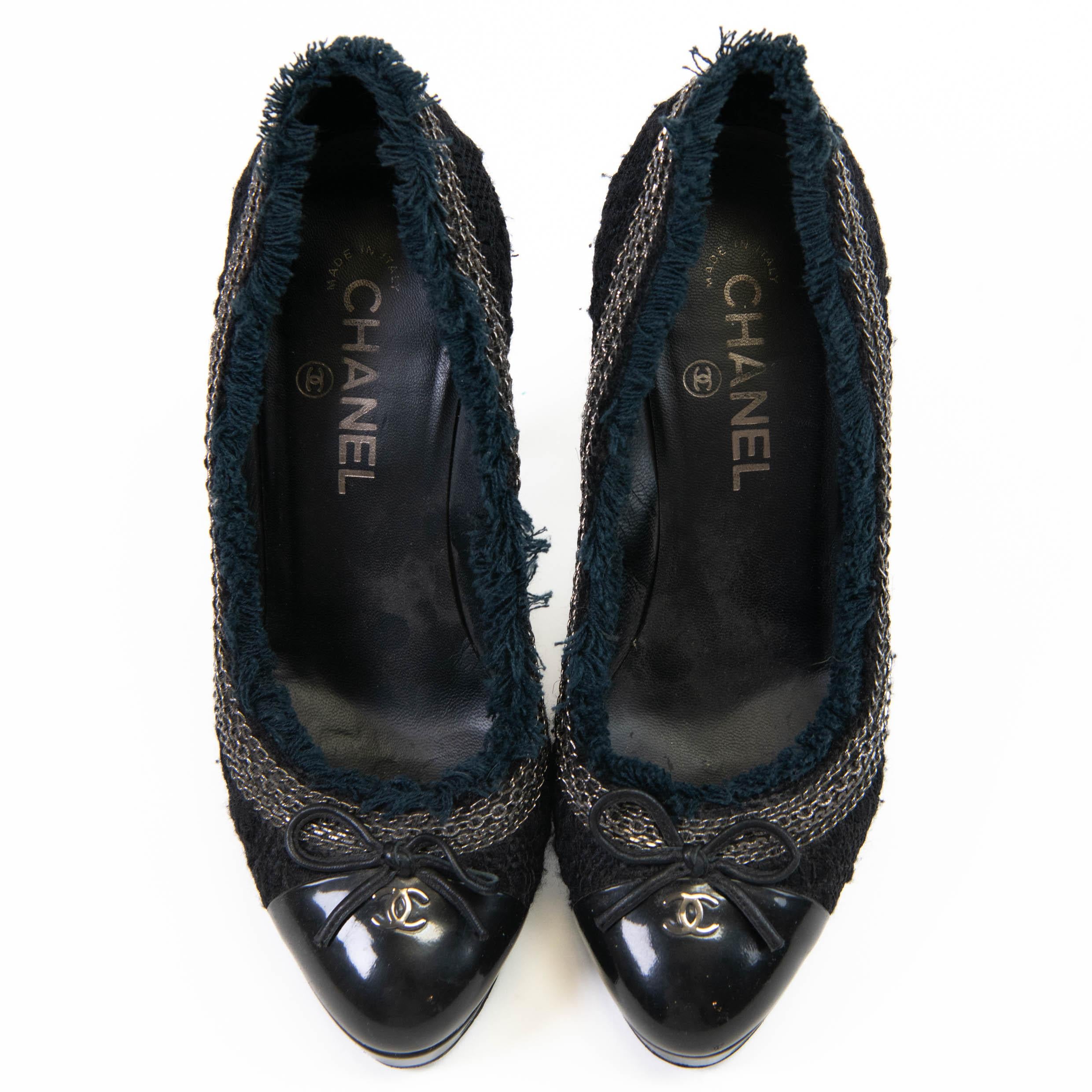 Chanel Black Tweed Patent Cap Toe CC Chain Pumps 37.5 1