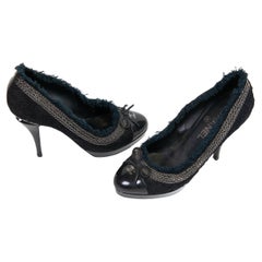Chanel Negro Tweed Patent Cap Toe CC Chain Pumps 37.5