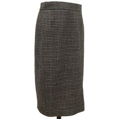 CHANEL Black Skirt Tweed Iridescent Pink Gunmetal CC Logo Sz 40 2012 12P