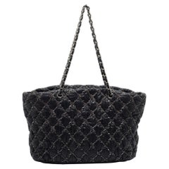Chanel Schwarz Tweed Stitch Quilted Bubble Nylon Limited Edition Tote