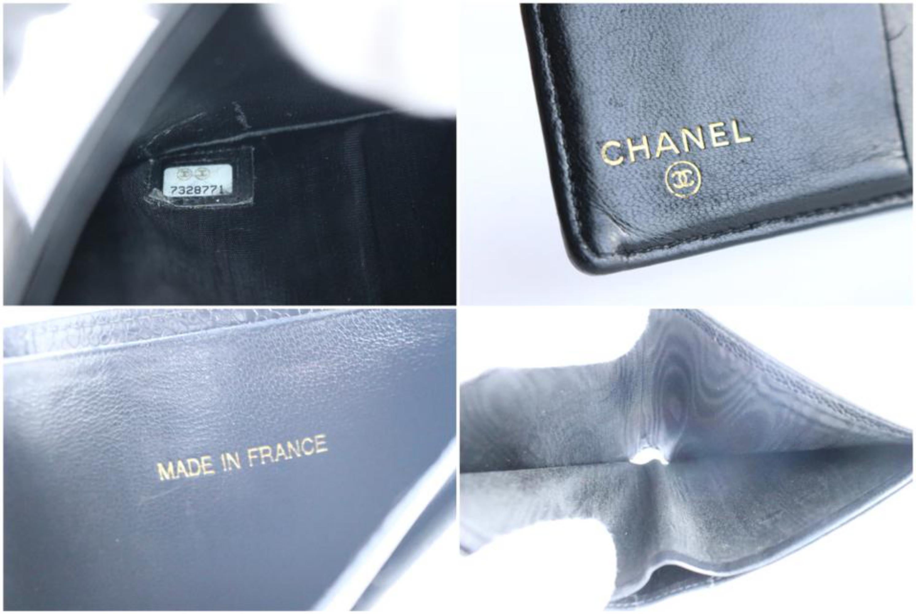 Chanel Black (Ultra Rare) Caviar Bifold Square 225843 Wallet In Good Condition For Sale In Forest Hills, NY