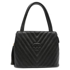 Chanel Black V-stitch quilting top-Handle Bag Black Caviar Leather interlocking