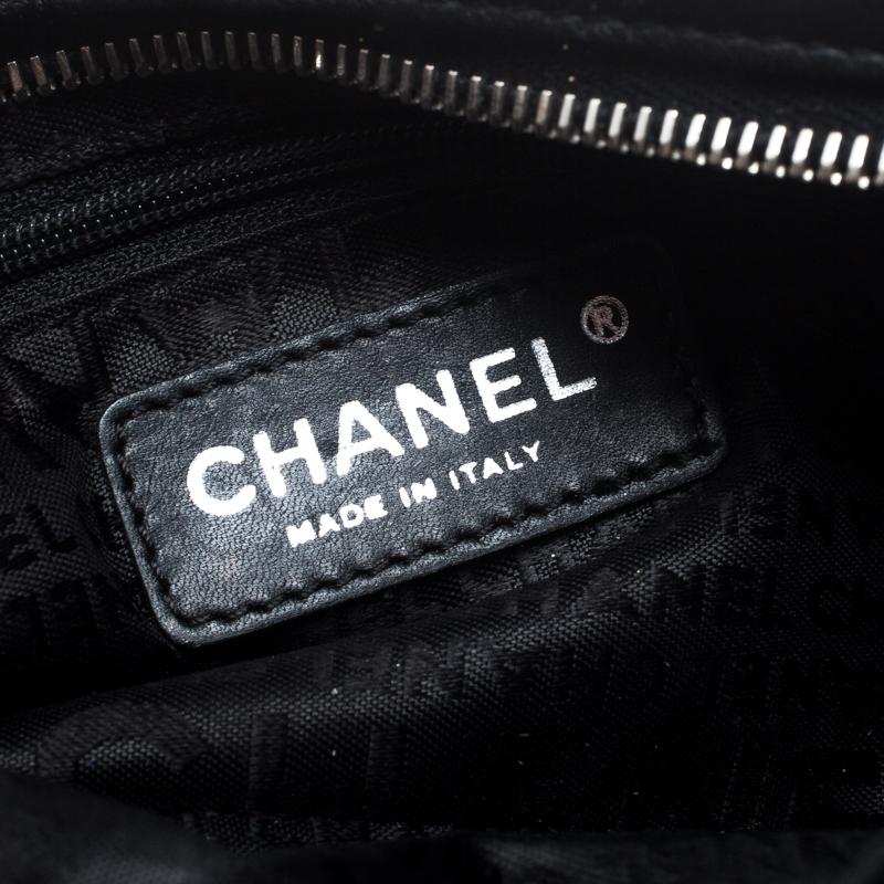 Chanel Black Velvet Camellia No. 5 Pochette Shoulder Bag 2