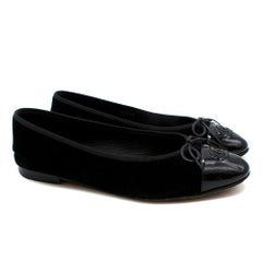 Chanel Black Velvet CC Ballerinas - Size 39