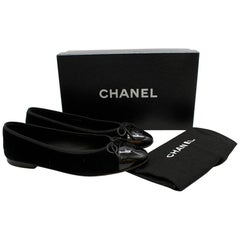 Chanel Black Velvet CC Ballerinas - Size 39