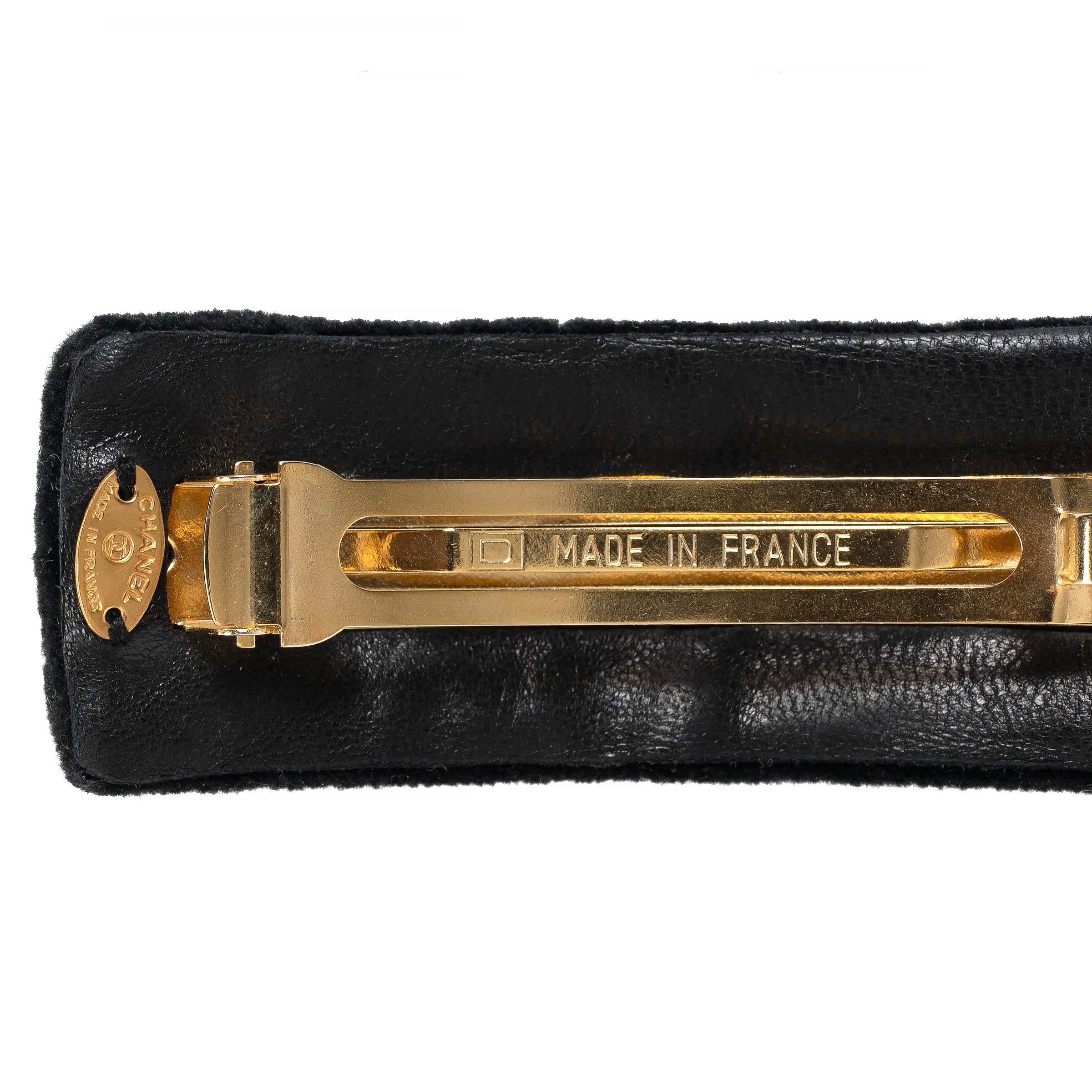 Women's CHANEL black velvet CC TURNLOCK Hair Clip Vintage For Sale