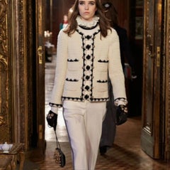 Chanel Black Velvet Gold Embroidered Clutch – '10s