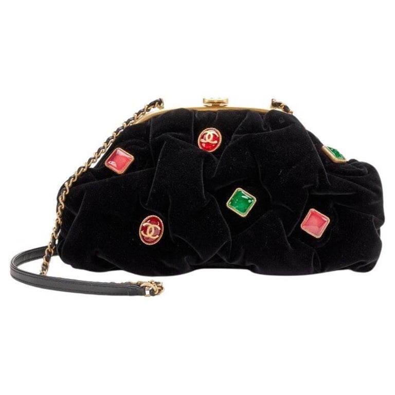 CHANEL Pochette à breloque Gripoix en velours noir et rouge avec