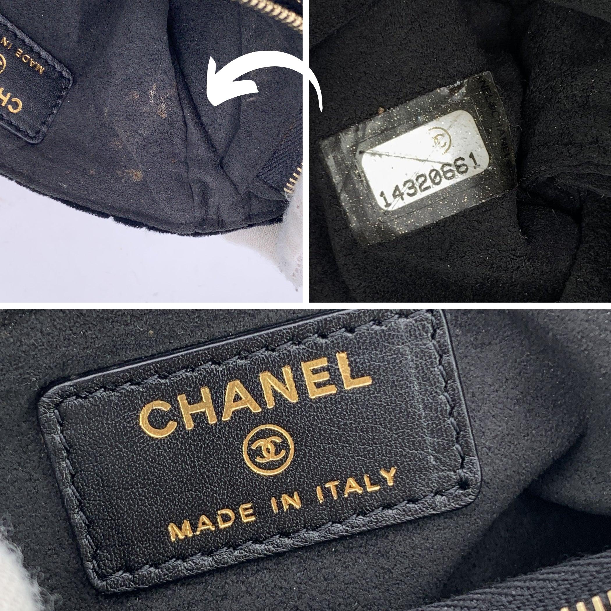 Chanel Black Velvet Quilted Mini Zip Pouch Bag For Sale 1