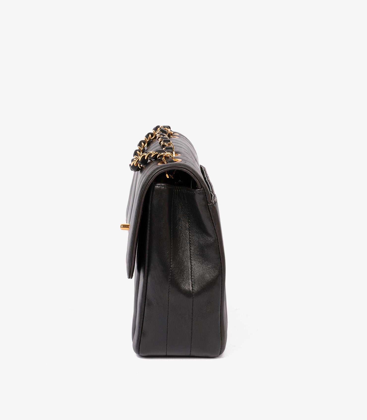 Chanel Black Vertical Quilted Lambskin Leather Small Classic Single Flap Bag For Sale 1