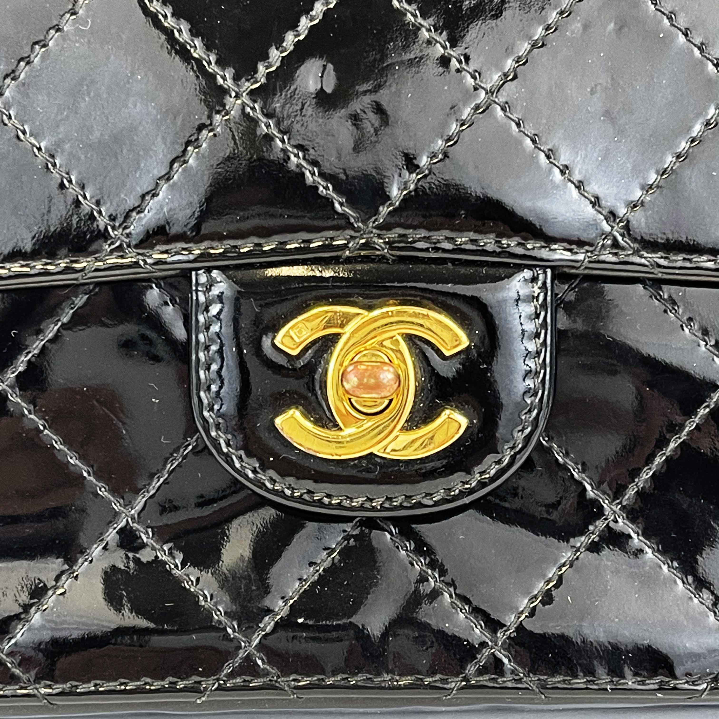Chanel - Black Vintage CC Turnlock - Patent Quilted Flap - Gold Hardware Handbag 6