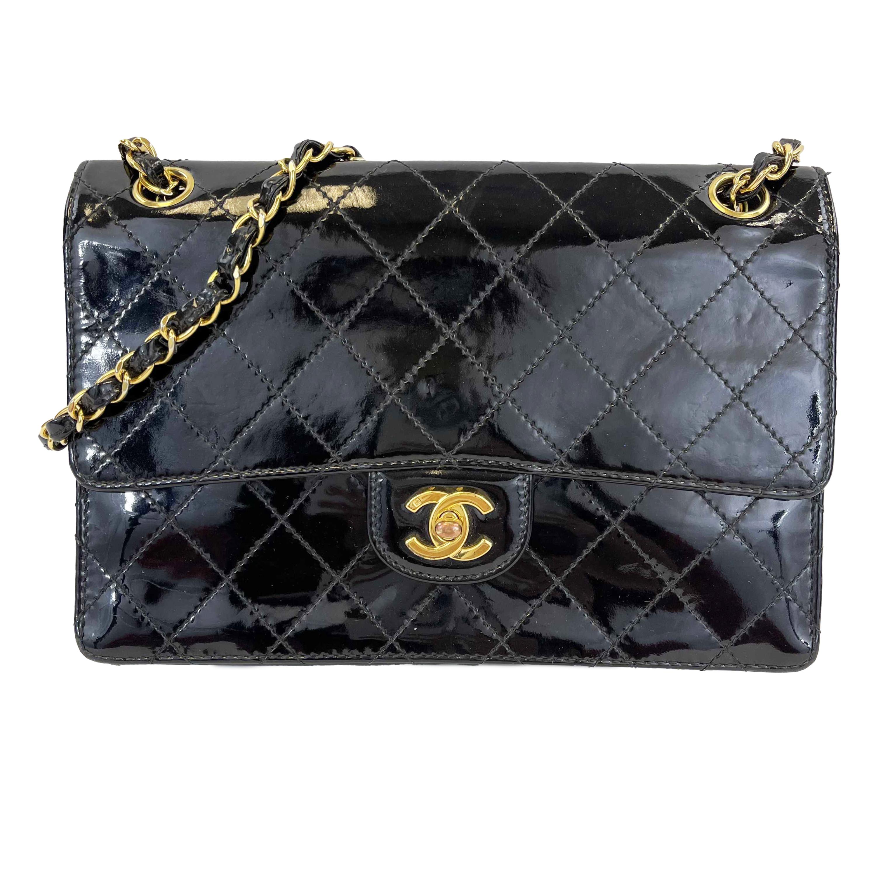 Chanel - Black Vintage CC Turnlock - Patent Quilted Flap - Gold Hardware Handbag 5