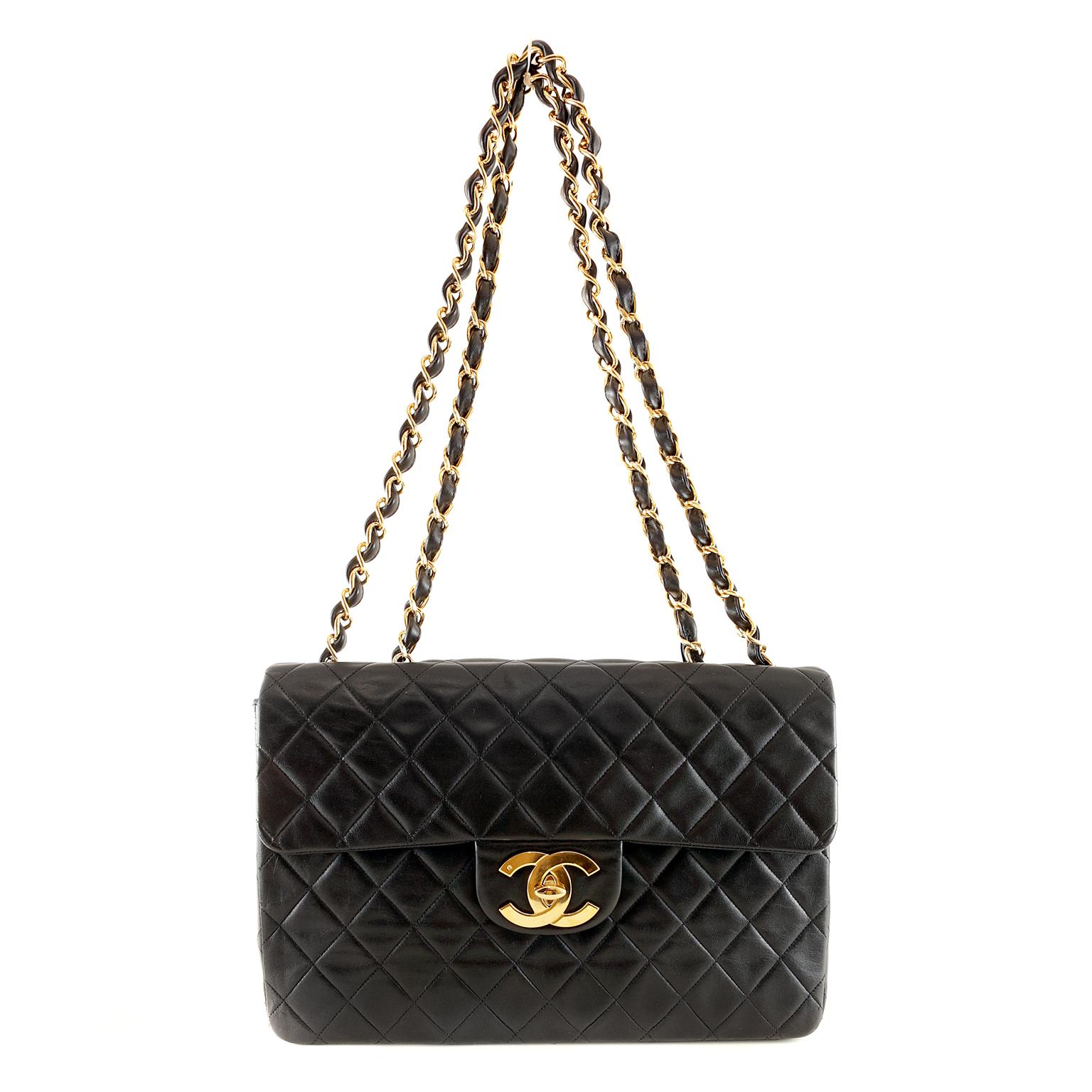Chanel Black Vintage Medium Classic Flap Bag 7
