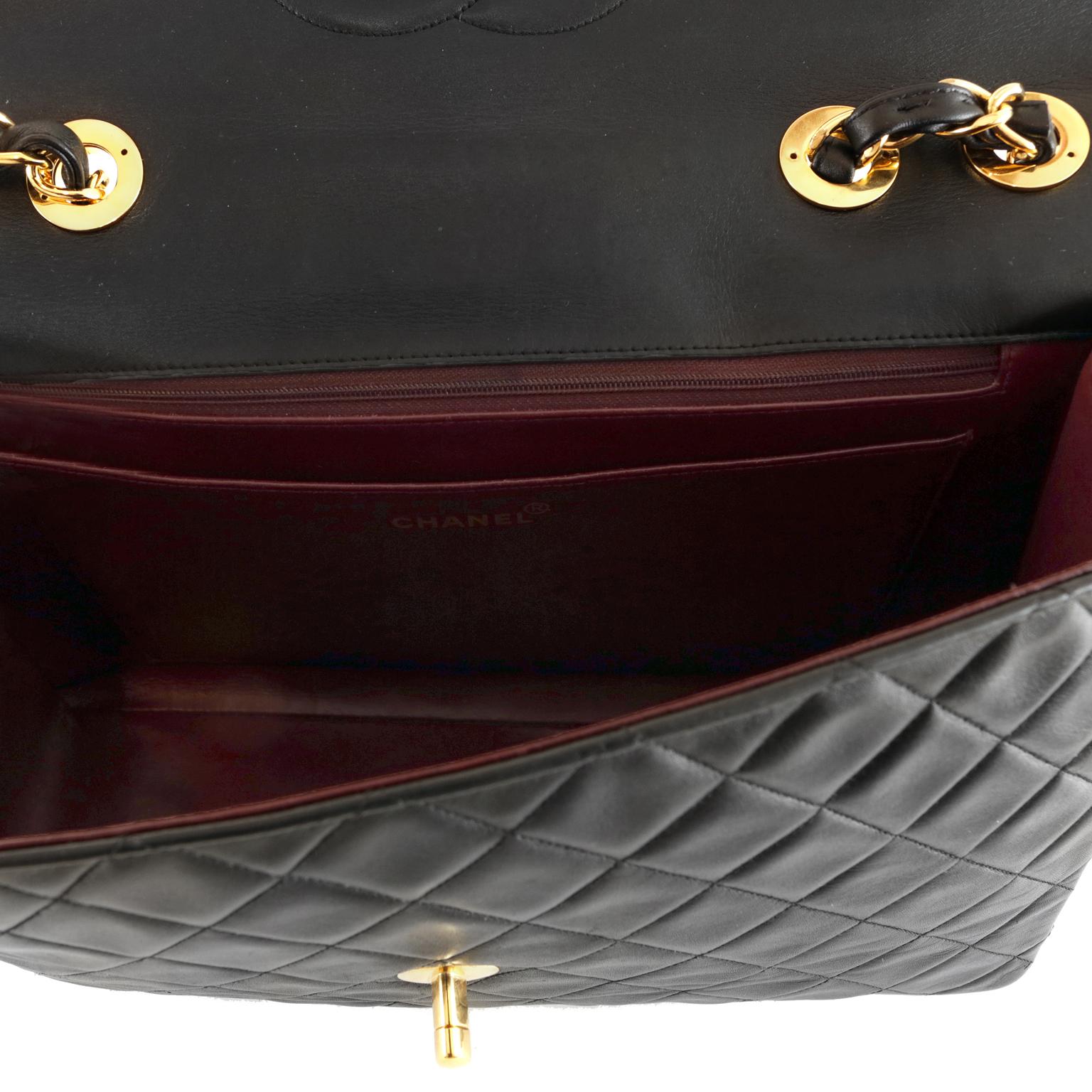 Chanel Black Vintage Medium Classic Flap Bag 3