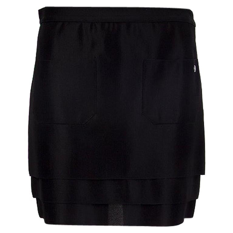 CHANEL black viscose LAYERE MINI WITH POCKETS Skirt 38 S For Sale
