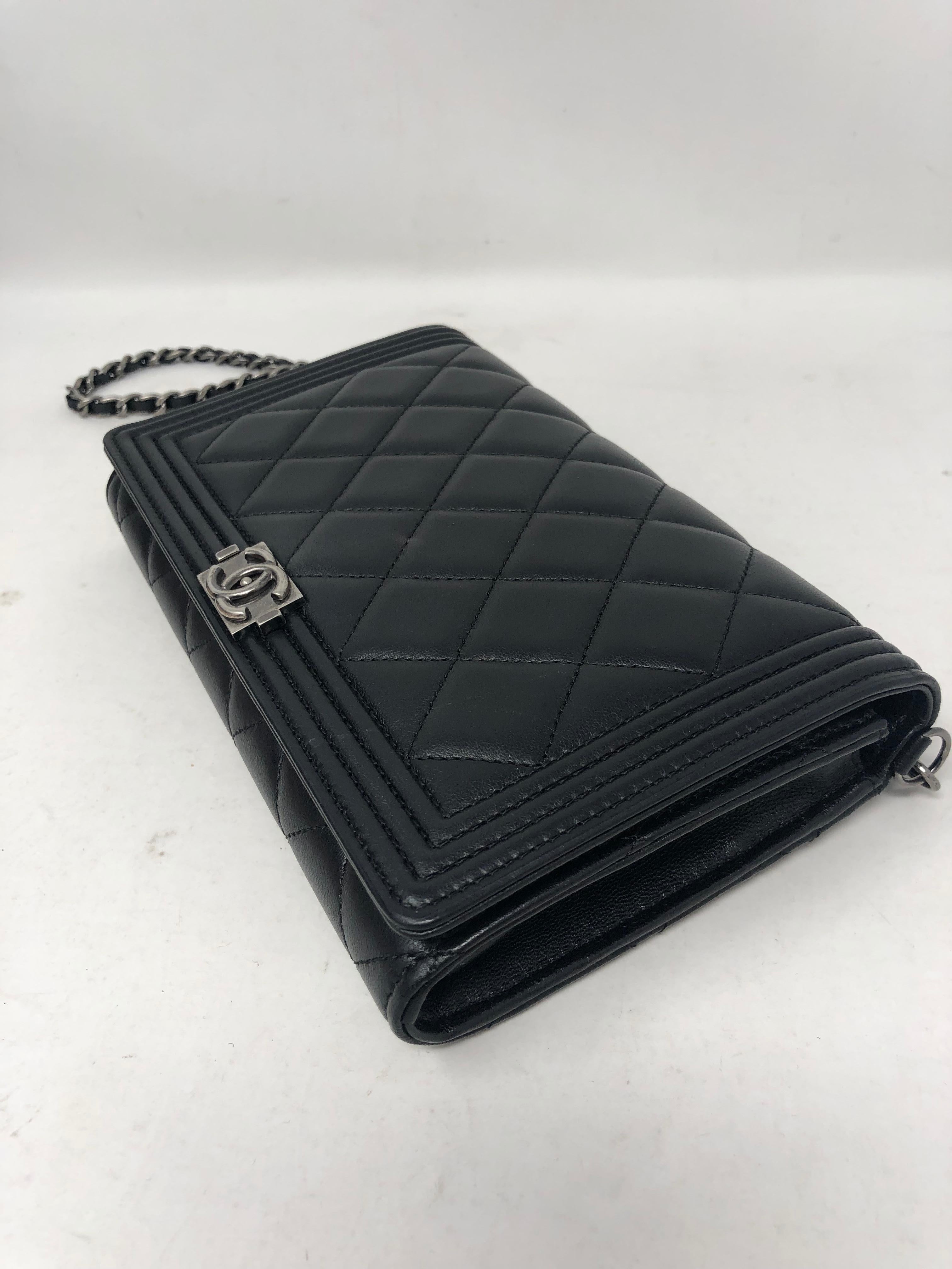 Chanel Black Wallet on Removeable Short Chain WOC  6