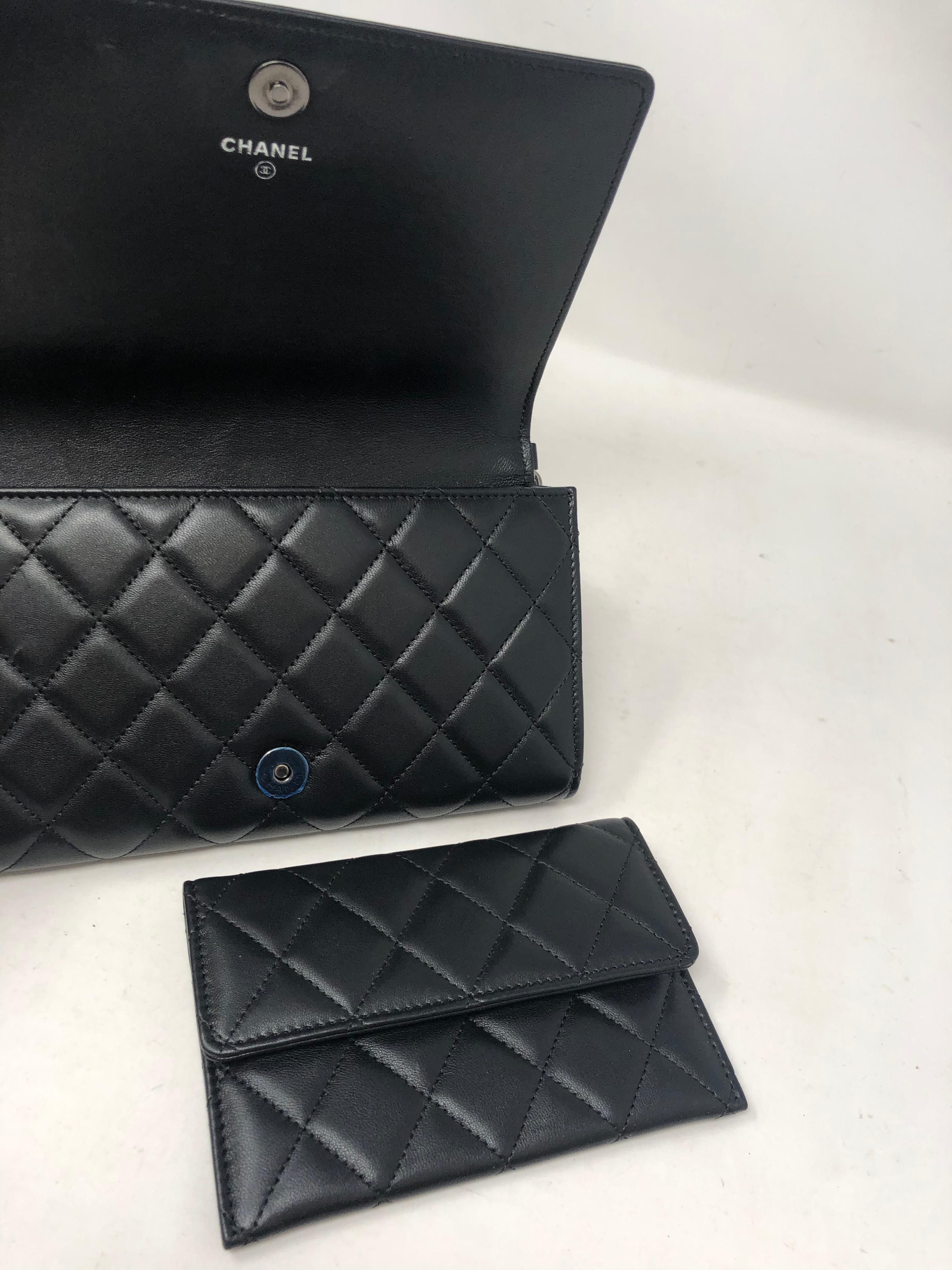 Chanel Black Wallet on Removeable Short Chain WOC  3