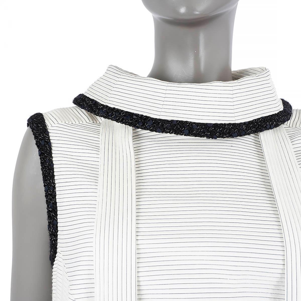 CHANEL black & white 2015 15K SLEEVELESS PLEATED TWEED & COTTON Dress 44 XL For Sale 2