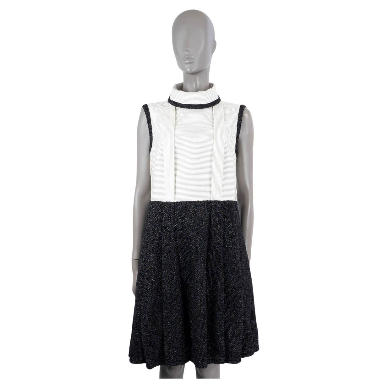 CHANEL black & white 2015 15K SLEEVELESS PLEATED TWEED & COTTON Dress 44 XL For Sale