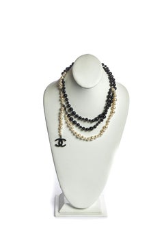 Chanel Black & White Belt/Necklace CC