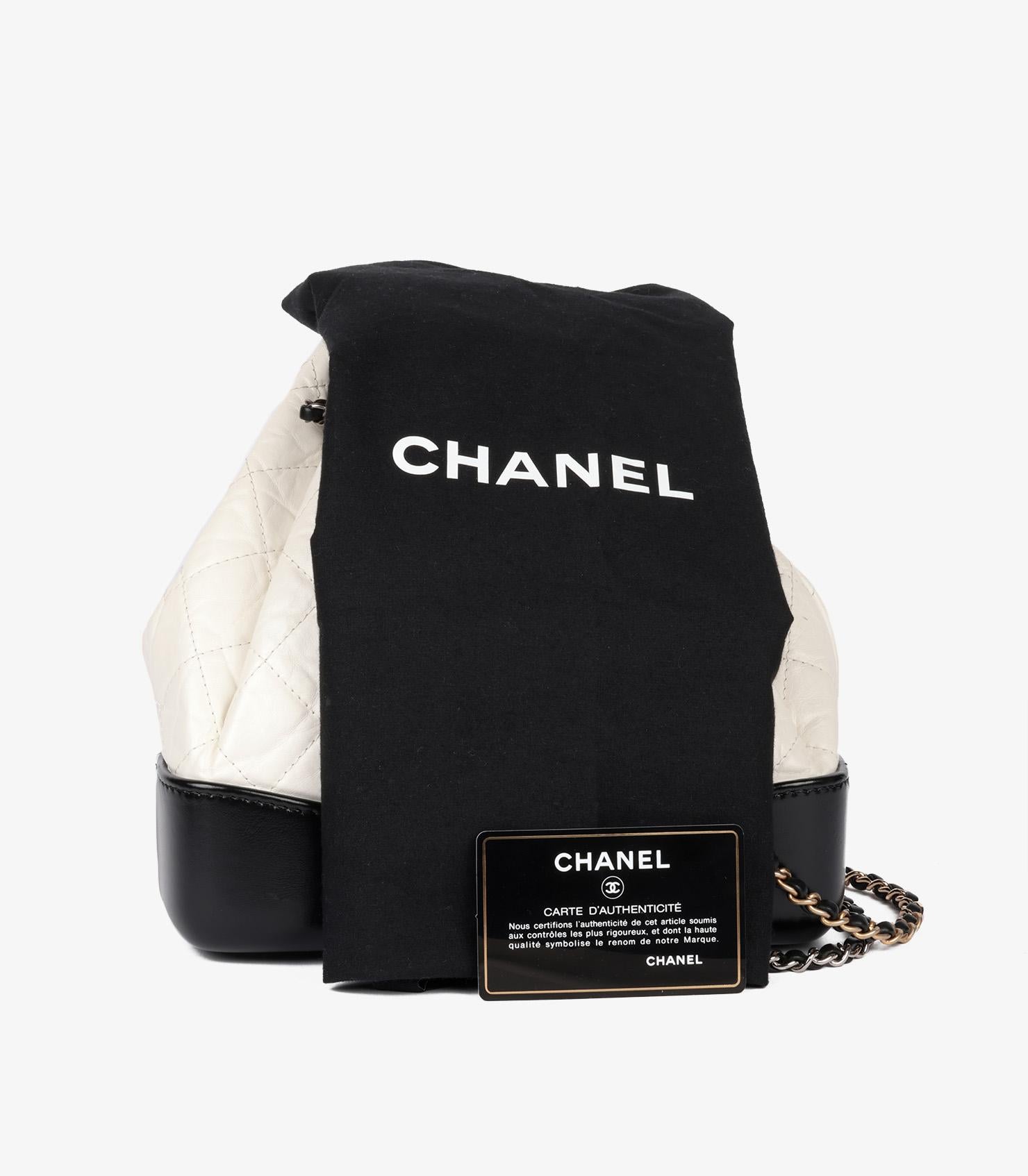 Chanel Black & White Calfskin Leather Gabrielle Backpack en venta 7