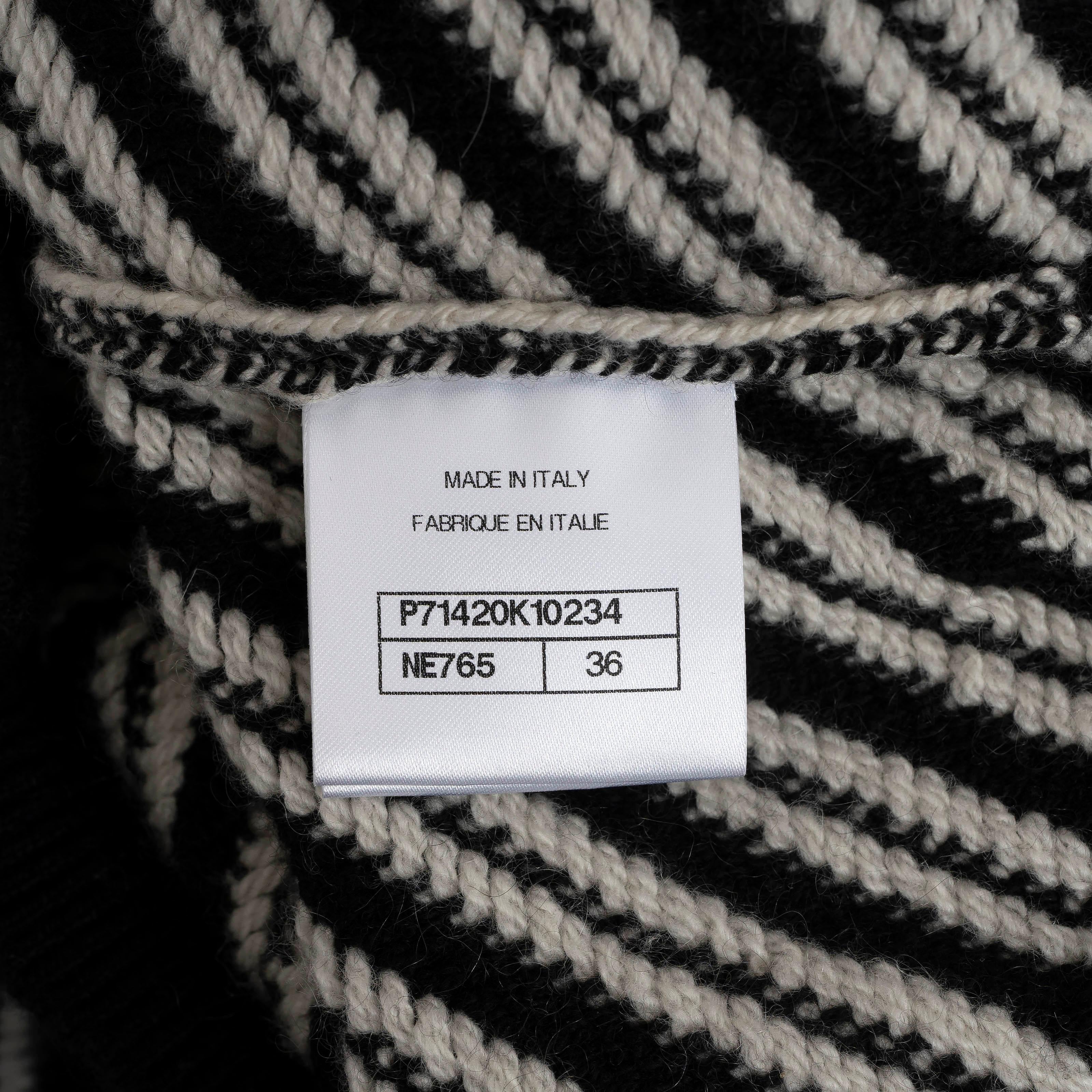 CHANEL black & white cashmere 21B STRIPED HALF ZIP CROP Sweater 36 XS 3