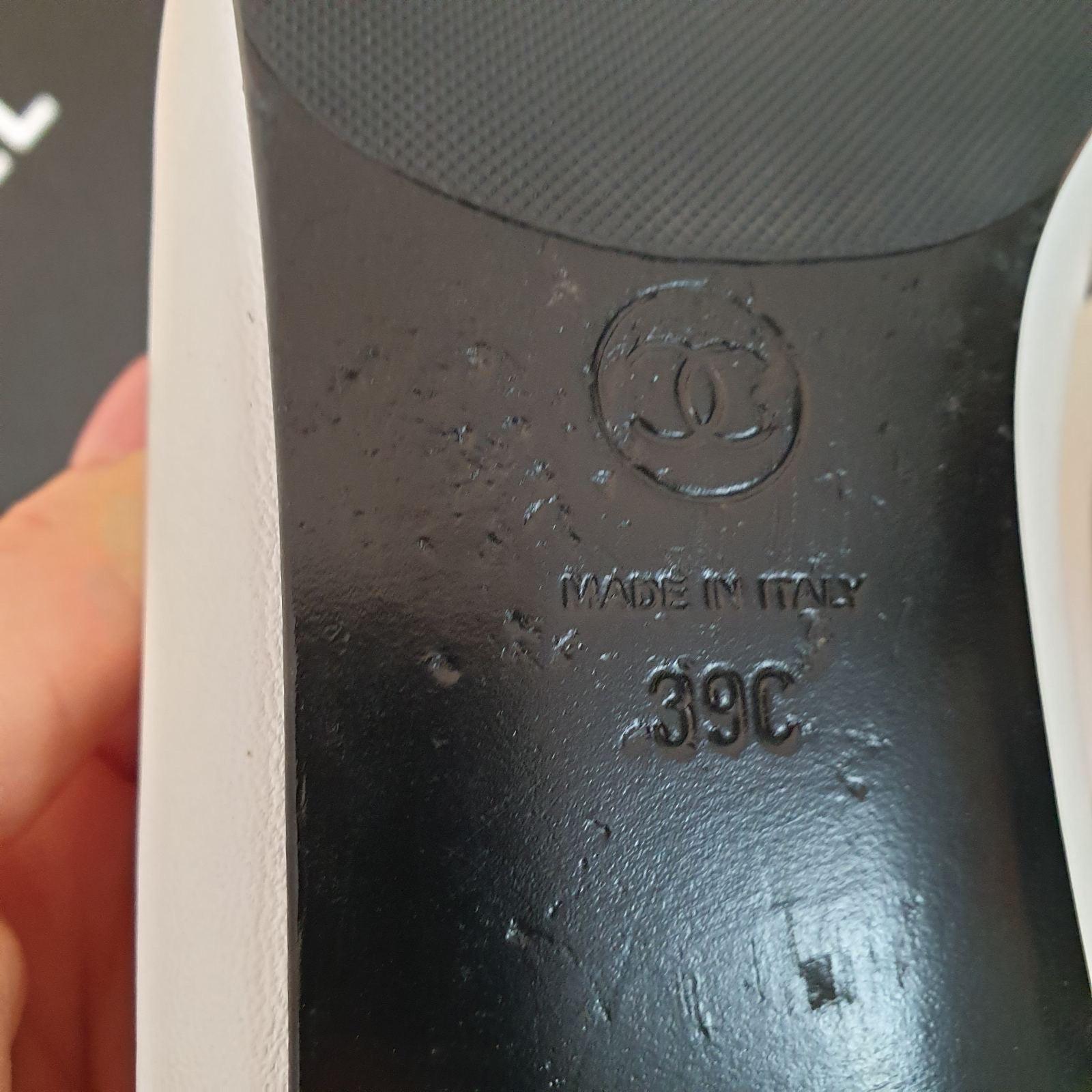 Chanel Black White CC Logo Ballet Flat Shoes 1