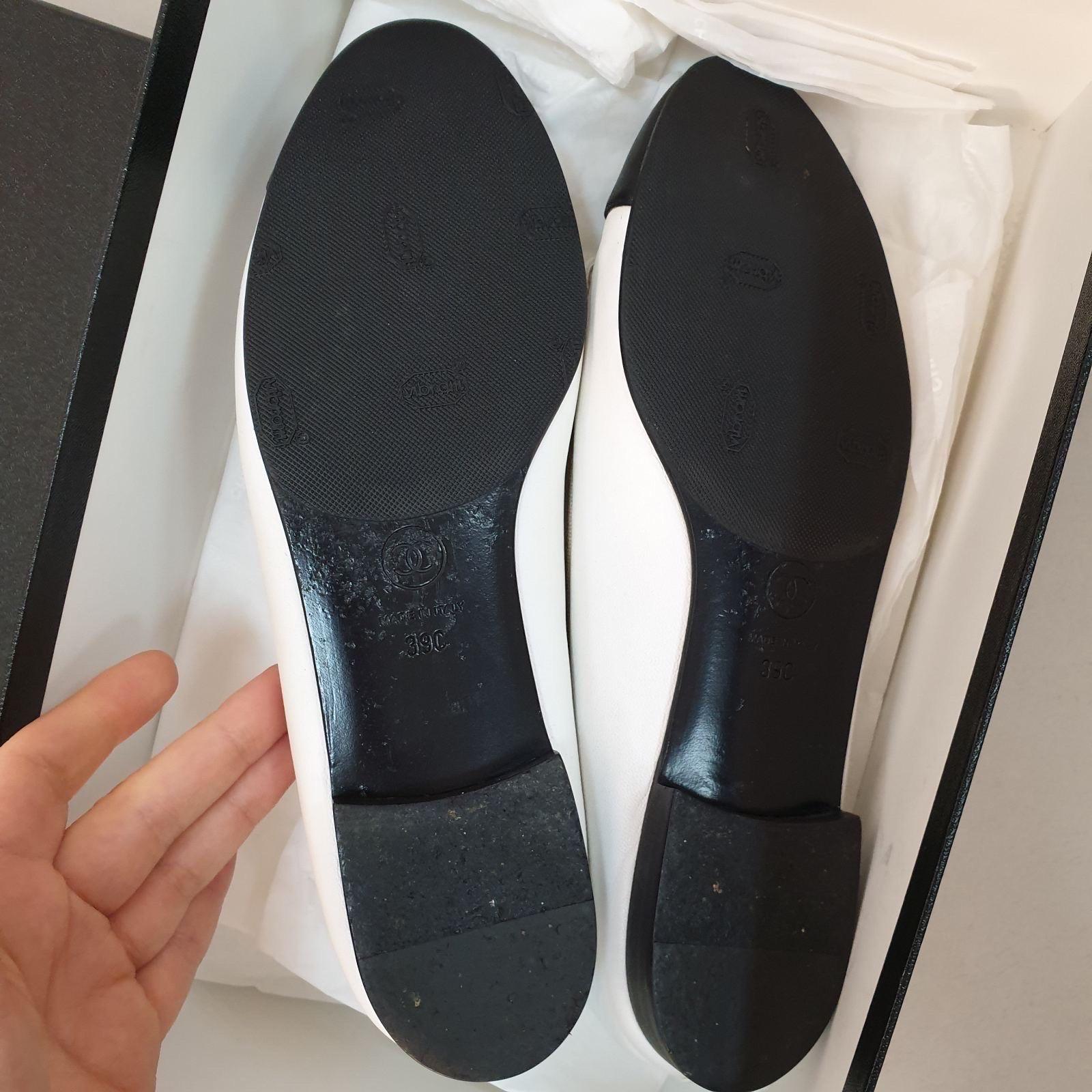 Chanel Black White CC Logo Ballet Flat Shoes 3