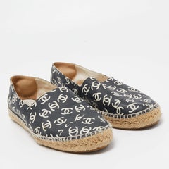 Espadrilles en cuir imprimé CC noir/blanc Chanel Taille 41