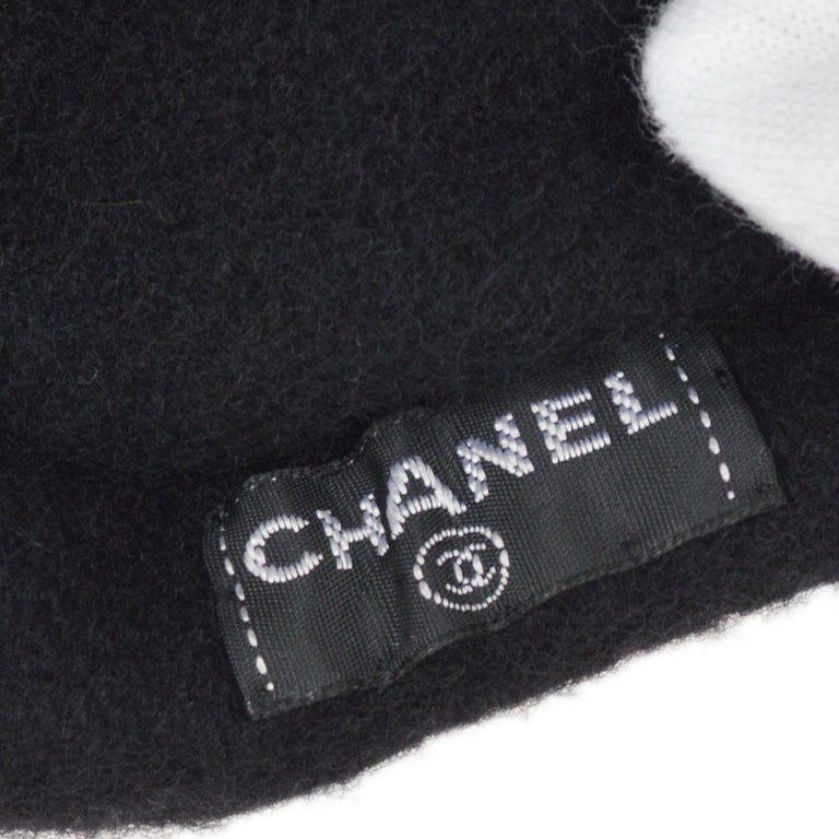 CHANEL Black White CC Wool Beret Hat