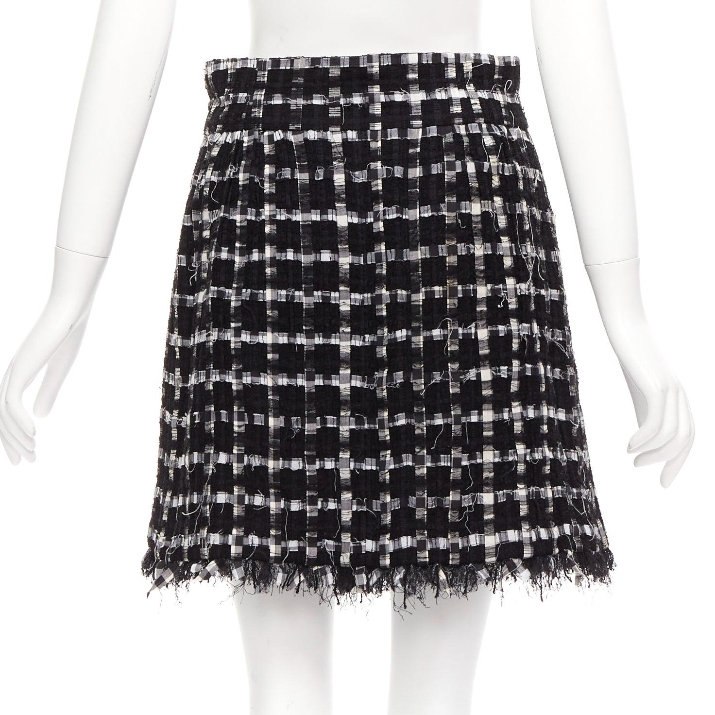 Women's CHANEL black white check raw edge tweed silk lined skirt FR40 L For Sale