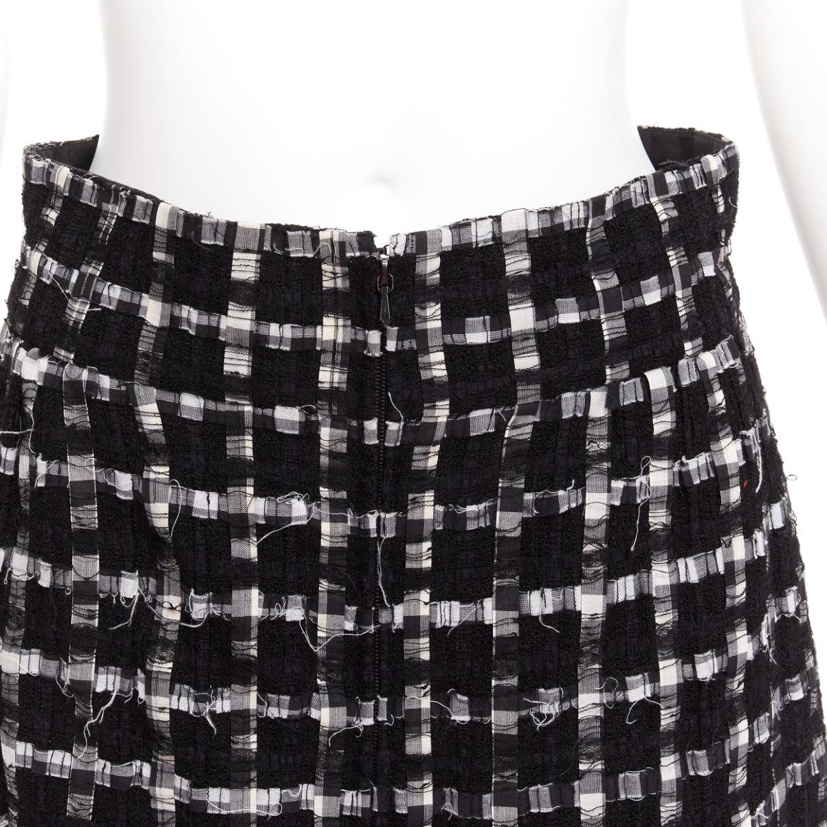 CHANEL black white check raw edge tweed silk lined skirt FR40 L For Sale 2